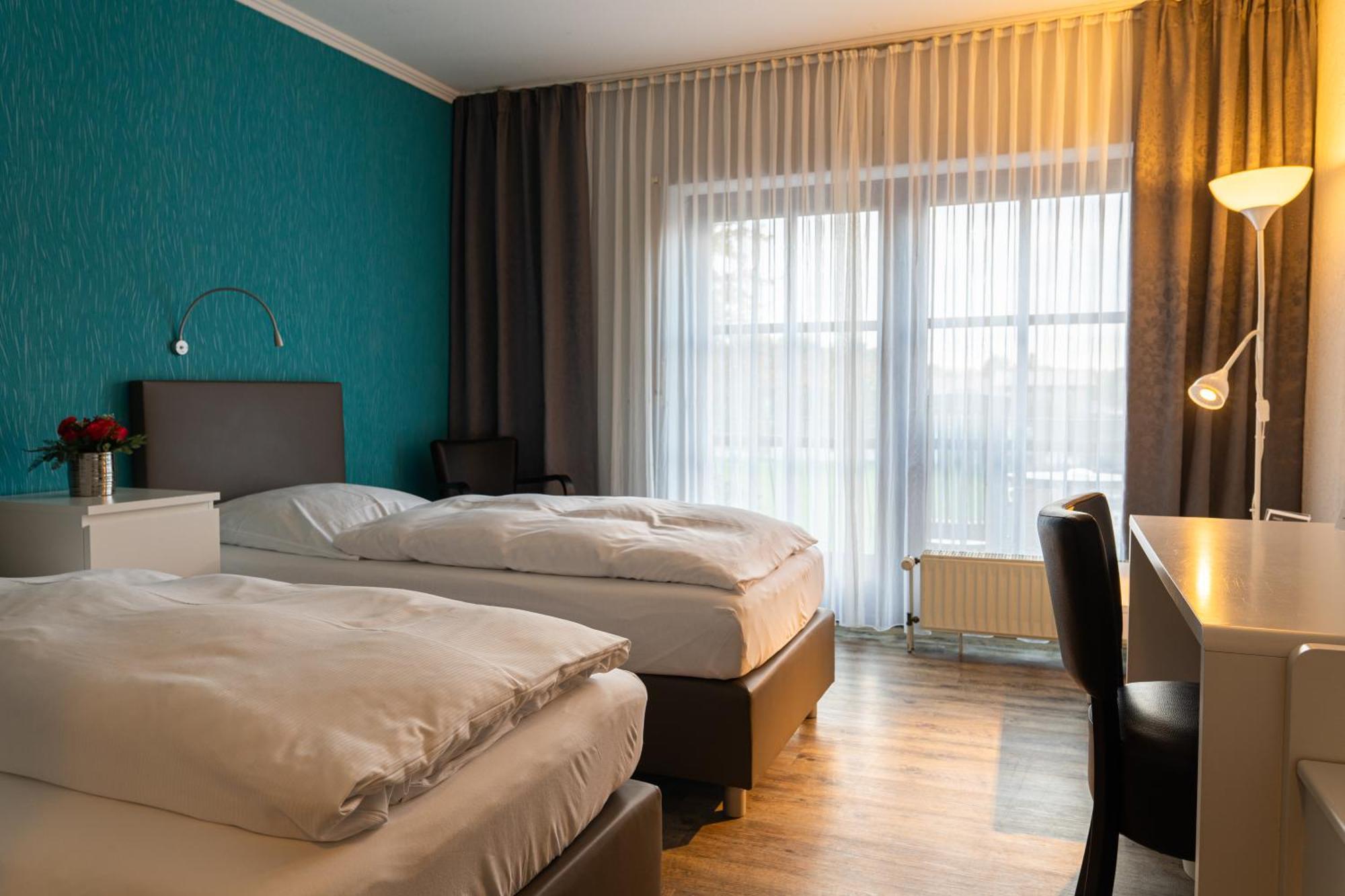 Vareler Brauhaus-Hotel Varel Dangast Екстер'єр фото