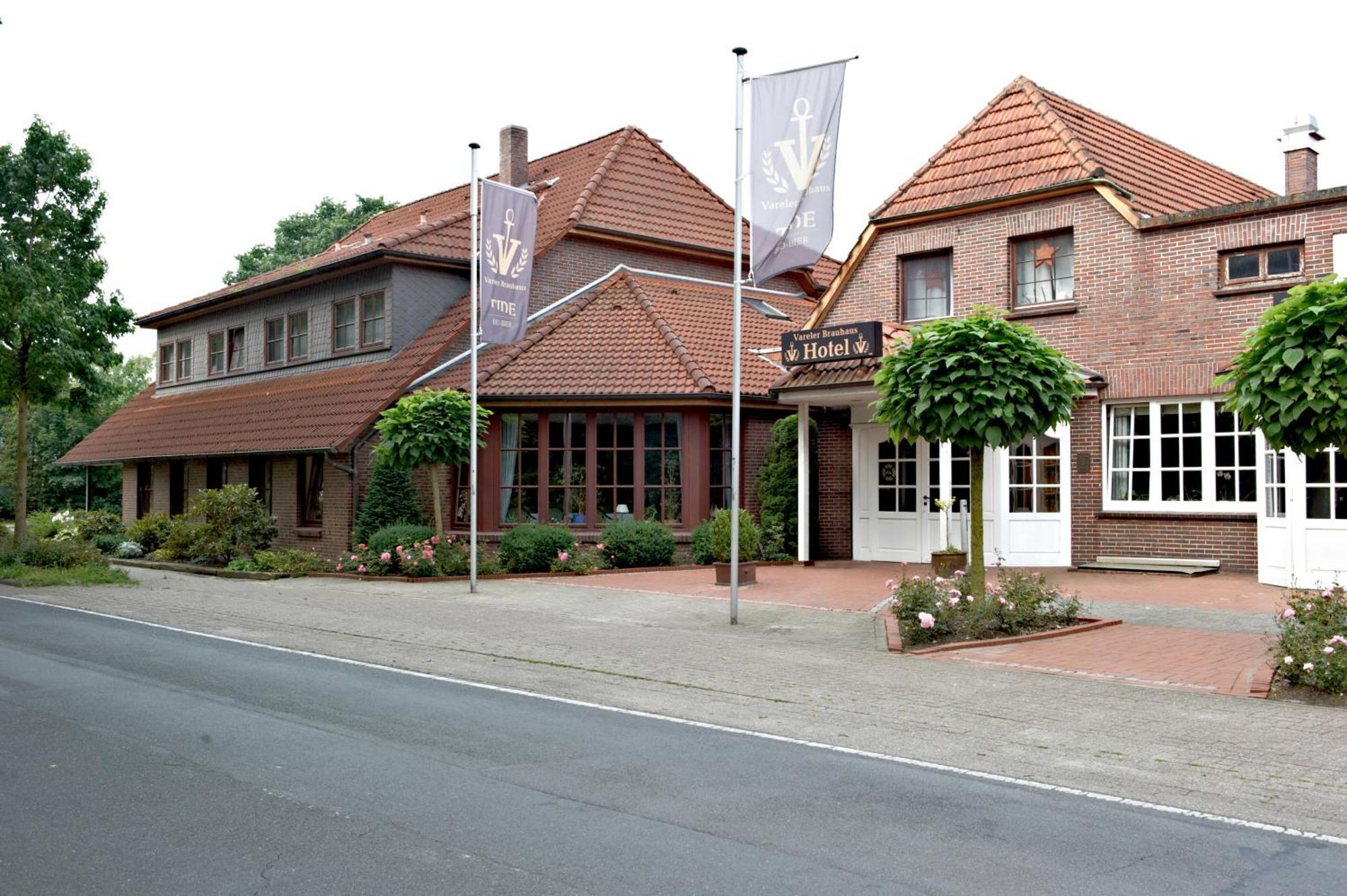 Vareler Brauhaus-Hotel Varel Dangast Екстер'єр фото