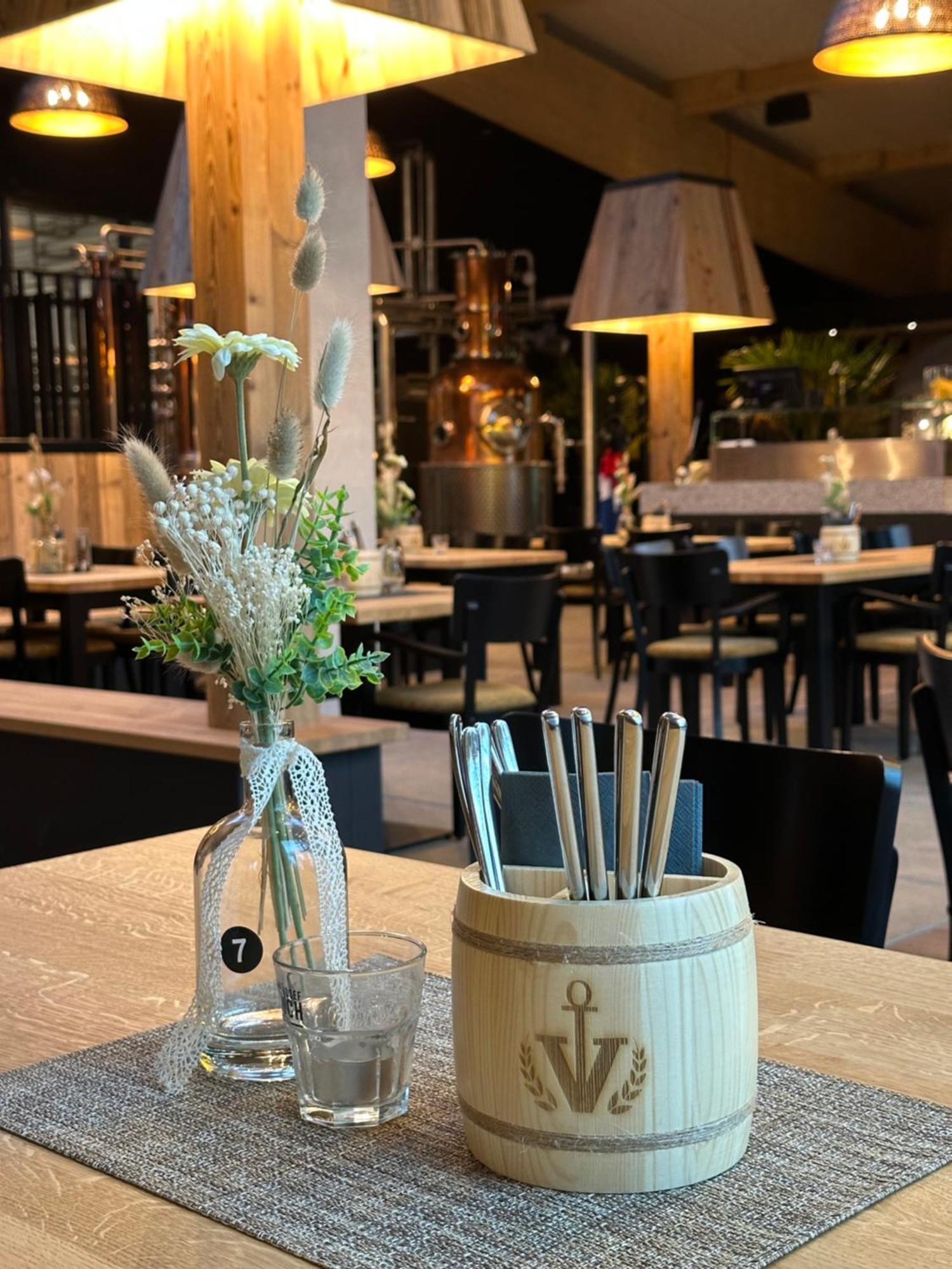 Vareler Brauhaus-Hotel Varel Dangast Екстер'єр фото